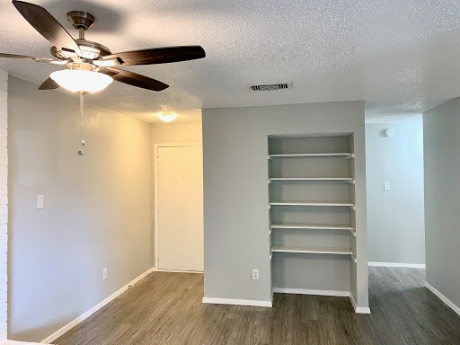 11800 Alpheus Avenue, Unit B Austin, TX 78759 - Photo 14 of 19