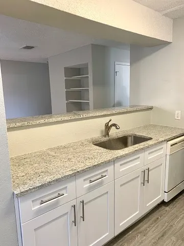 $1,425 | 11800 Alpheus Avenue, Unit B, Austin, TX 78759