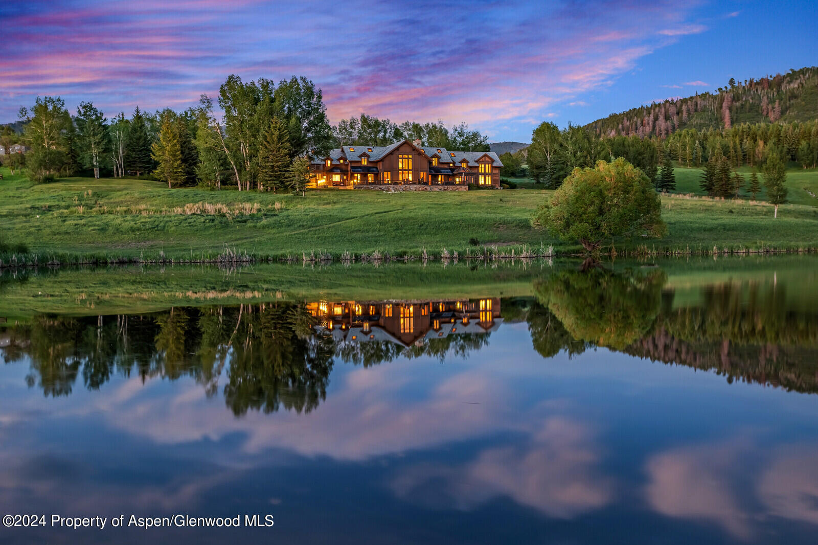 1200 Kessler Drive Aspen, CO 81612 - Photo 2 of 58 a view of a lake from a yard