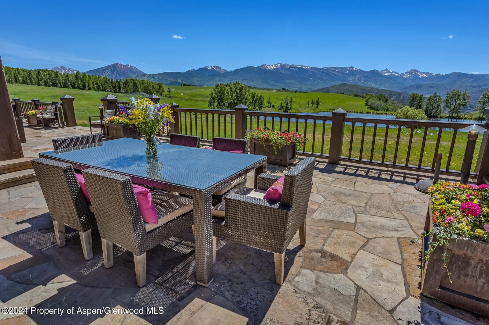 1200 Kessler Drive Aspen, CO 81612 - Photo 22 of 58 a view of a chairs and table in the patio