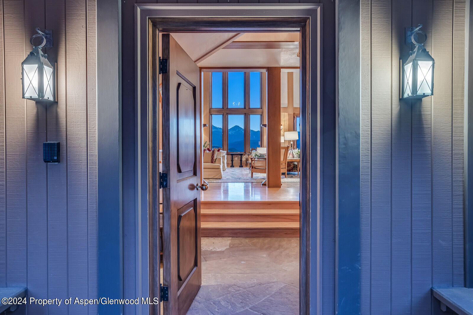 1200 Kessler Drive Aspen, CO 81612 - Photo 9 of 58 a view of living room