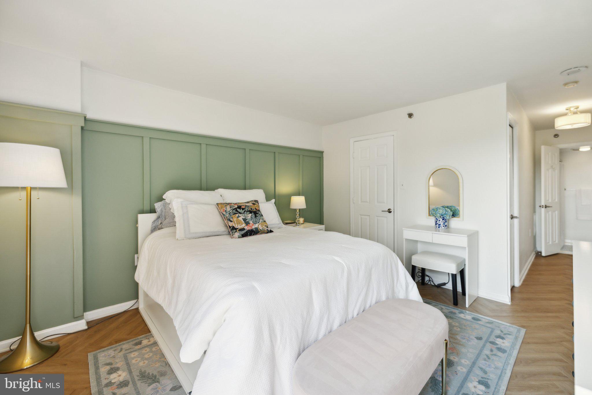 1301 North Courthouse Road, Unit 602 Arlington, VA 22201 - Photo 15 of 34