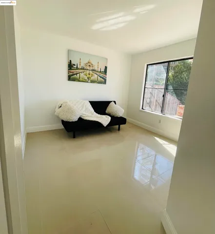 $980,000 | 23049 Lakeridge Avenue, Hayward, CA 94541