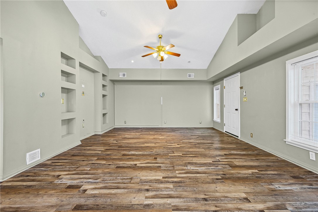 3057 Seneca Boulevard Waterloo, NY 13165 - Photo 11 of 48