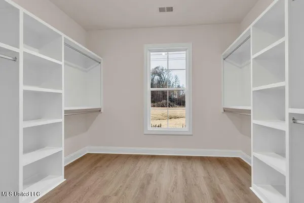 $545,000 | 2007 College Road, Southaven, MS 38672