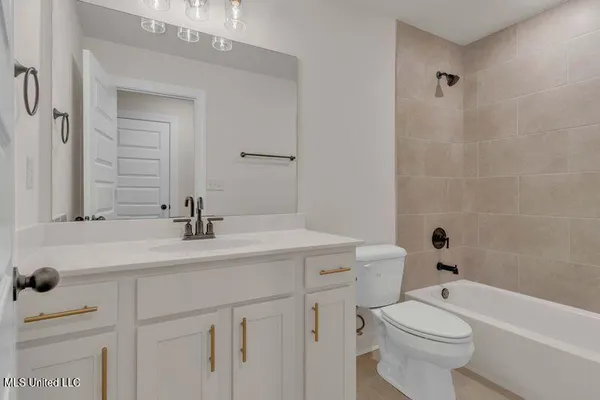 $545,000 | 2007 College Road, Southaven, MS 38672