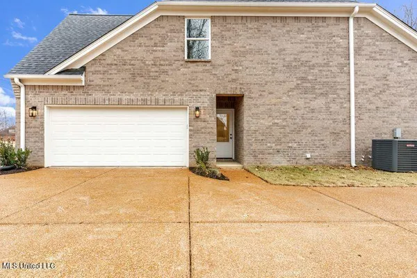 $545,000 | 2007 College Road, Southaven, MS 38672