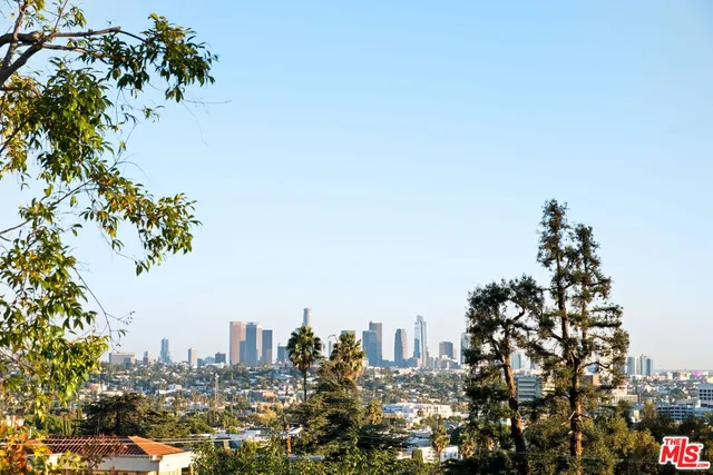 $3,547,000 | 2242 North Catalina Street, Los Angeles, CA 90027