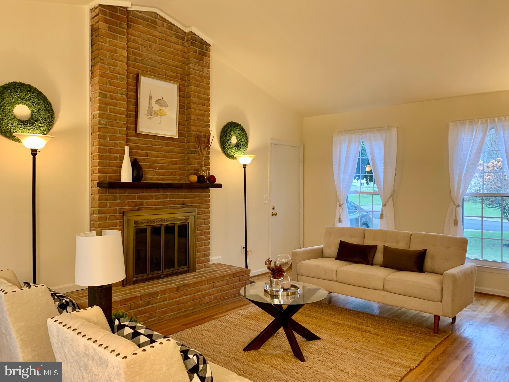 13604 Turnmore Road Silver Spring, MD 20906 - Photo 22 of 50 Family room 1