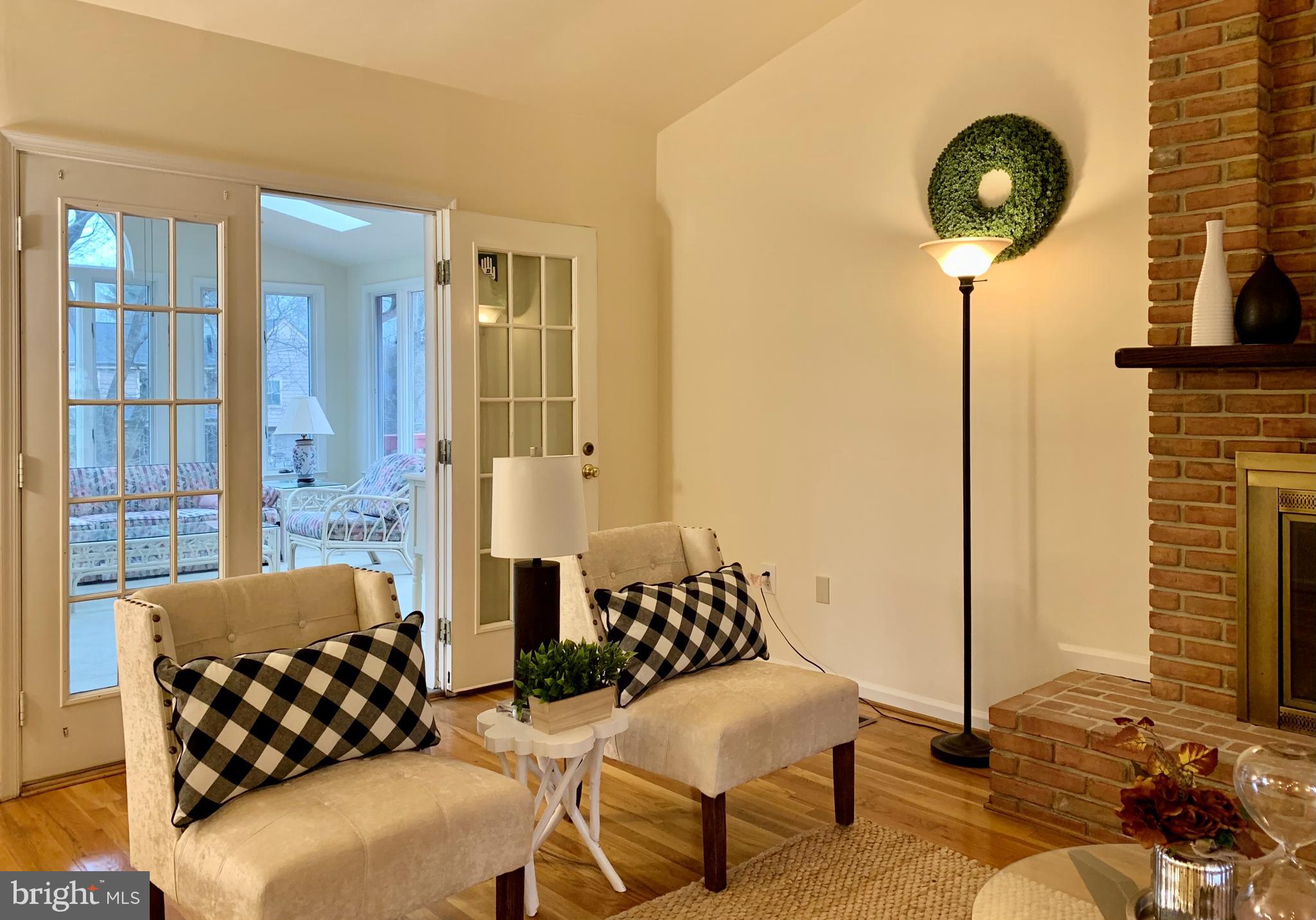13604 Turnmore Road Silver Spring, MD 20906 - Photo 24 of 50 Family and sun rooms