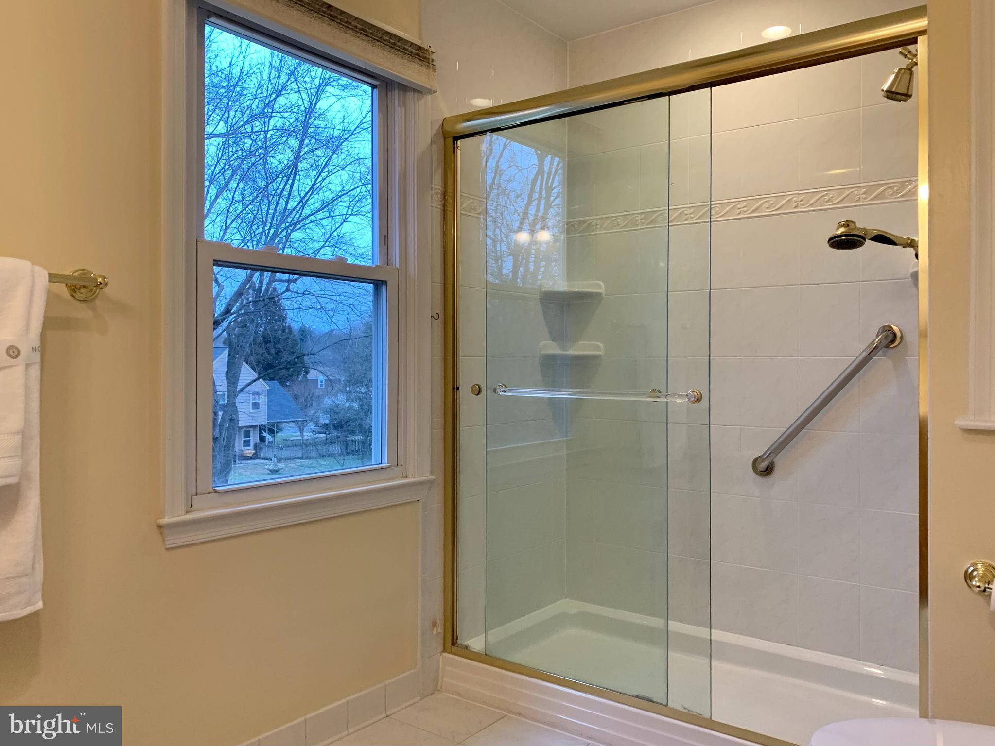 13604 Turnmore Road Silver Spring, MD 20906 - Photo 31 of 50 Master bathroom 2