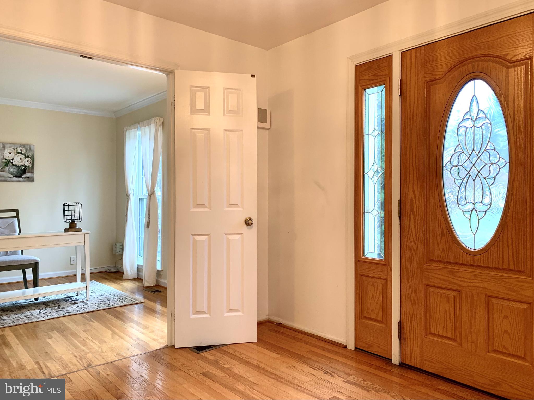 13604 Turnmore Road Silver Spring, MD 20906 - Photo 6 of 50 Entrance 1