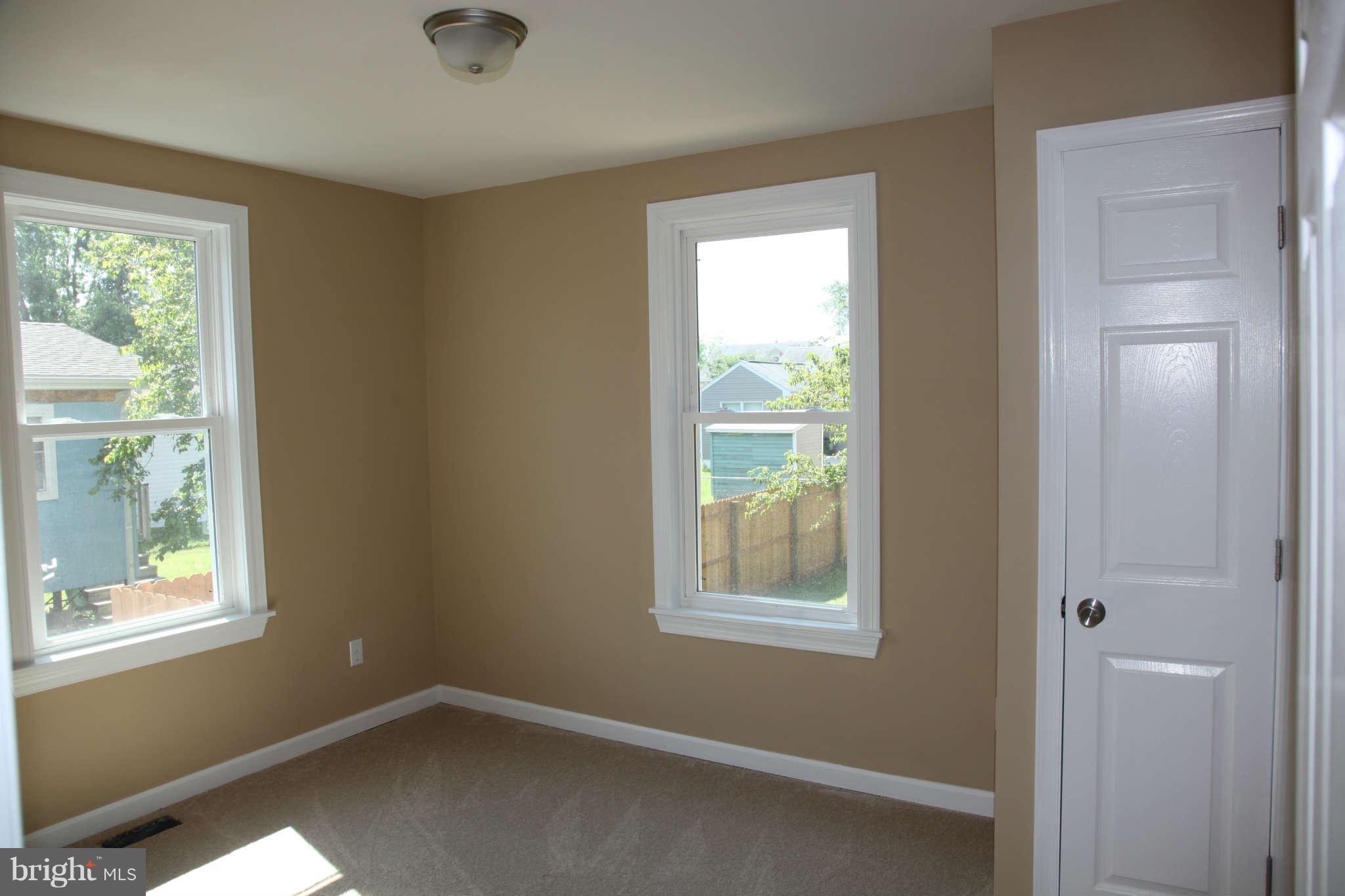 527 Cedar Hill Road Baltimore, MD 21225 - Photo 9 of 30 Bedroom