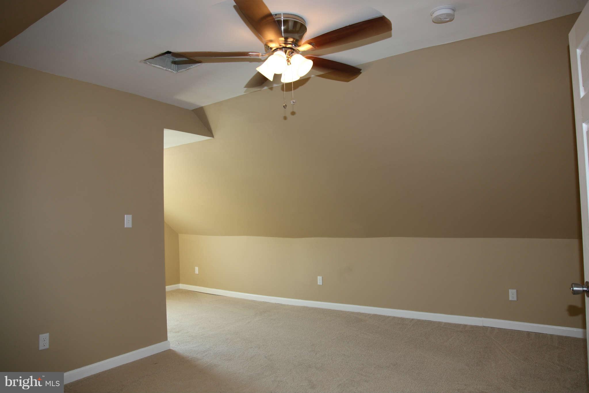 527 Cedar Hill Road Baltimore, MD 21225 - Photo 10 of 30 Bedroom (Master)