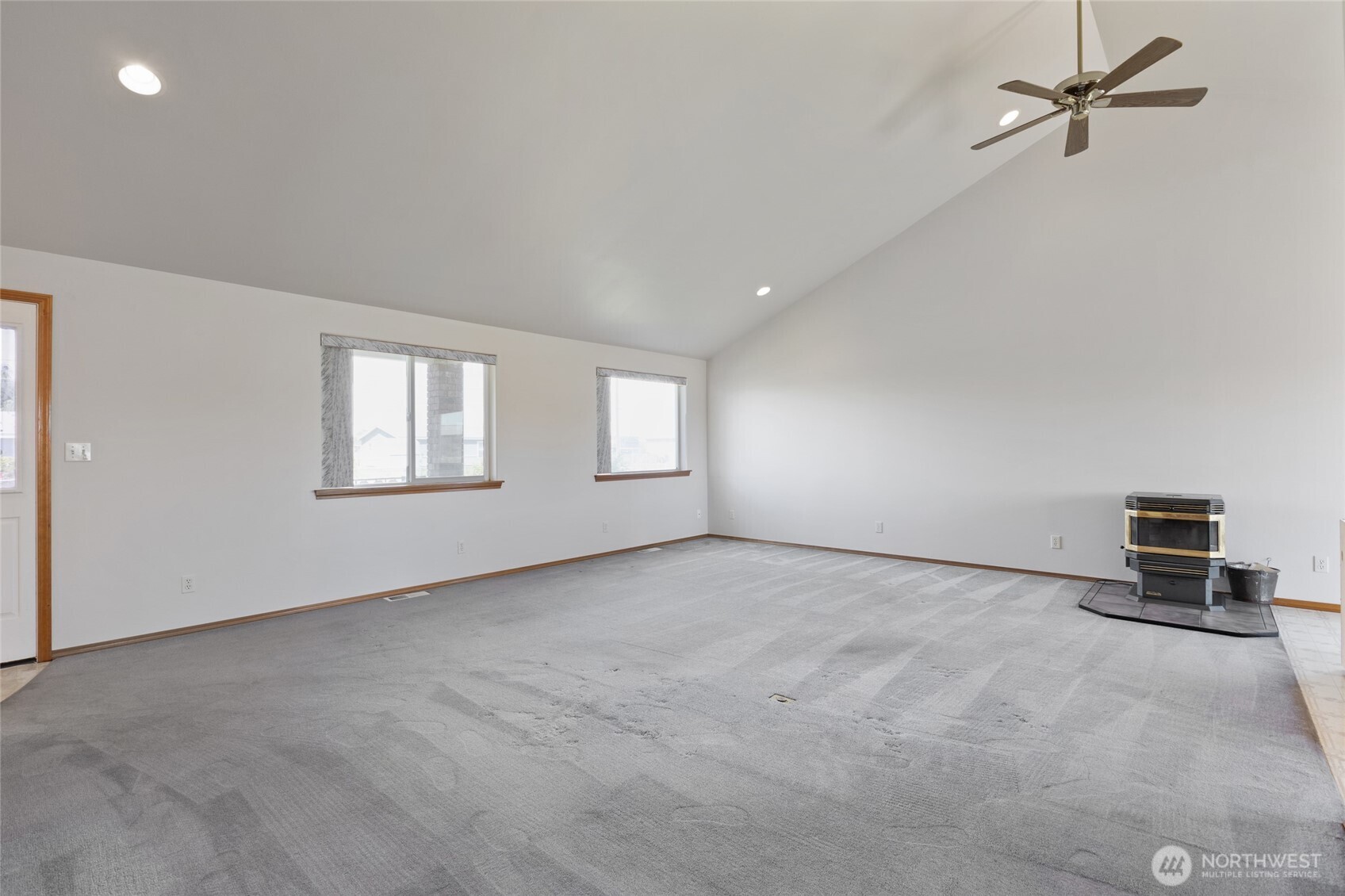 4913 Alma Road Northeast Moses Lake, WA 98837 - Photo 6 of 40 Gallery Image 6