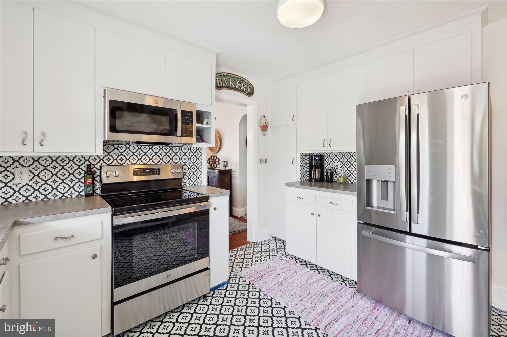 408 Wilson Place Frederick, MD 21702 - Photo 22 of 72 New stainless appliances.