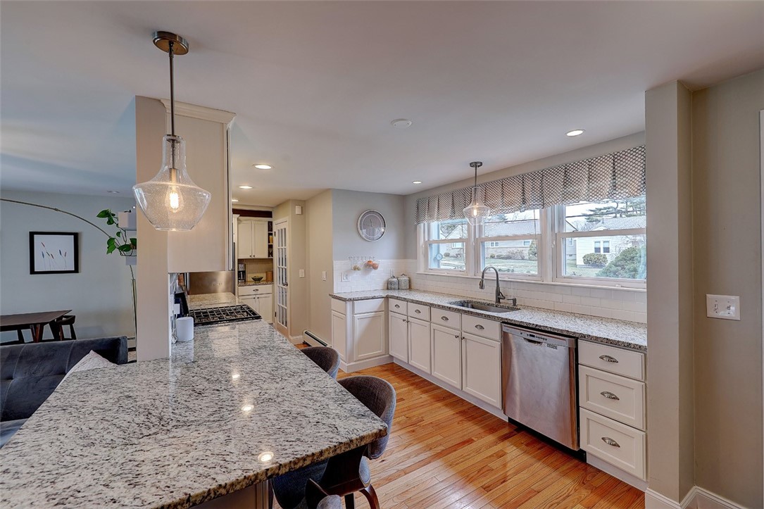 12 Brimfield Road Cranston, RI 02920 - Photo 16 of 40 Gallery Image 16
