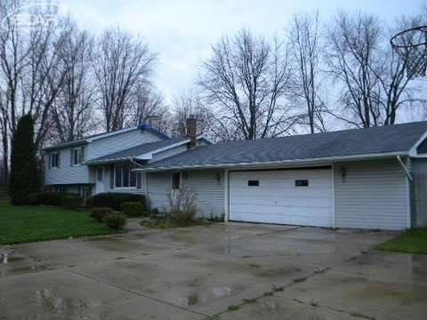 1937 Riniel Road Lennon, MI 48449 - Photo 5 of 23 20425520-4.JPG