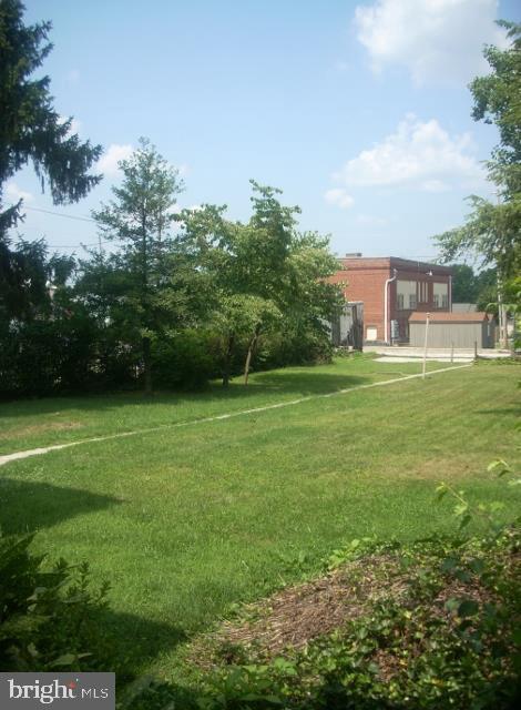2275 Carlisle Road York, PA 17408 - Photo 8 of 34 Gallery Image 8