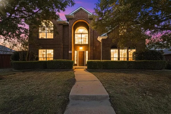 $2,799 | 3301 Chaha Road, Rowlett, TX 75088