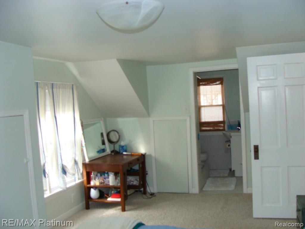 315 Byron Road Howell, MI 48843 - Photo 13 of 20