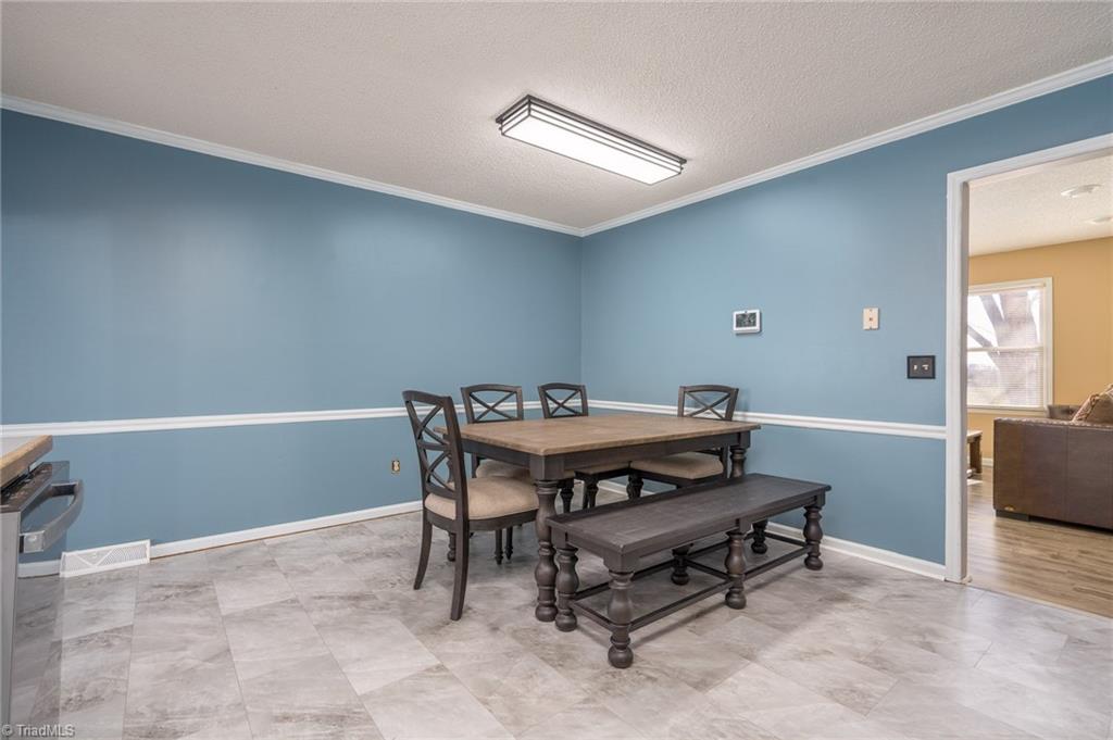 3403 Gumtree Road Winston-Salem, NC 27107 - Photo 12 of 33 Gallery Image 12