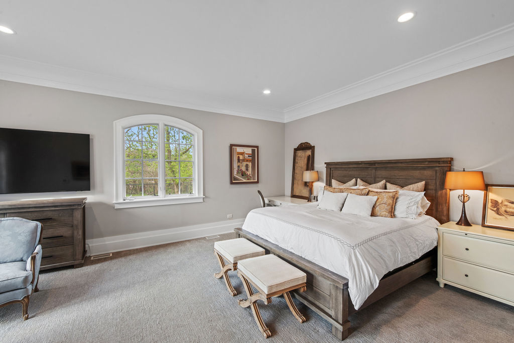 245 Maple Row Northfield, IL 60093 - Photo 23 of 44