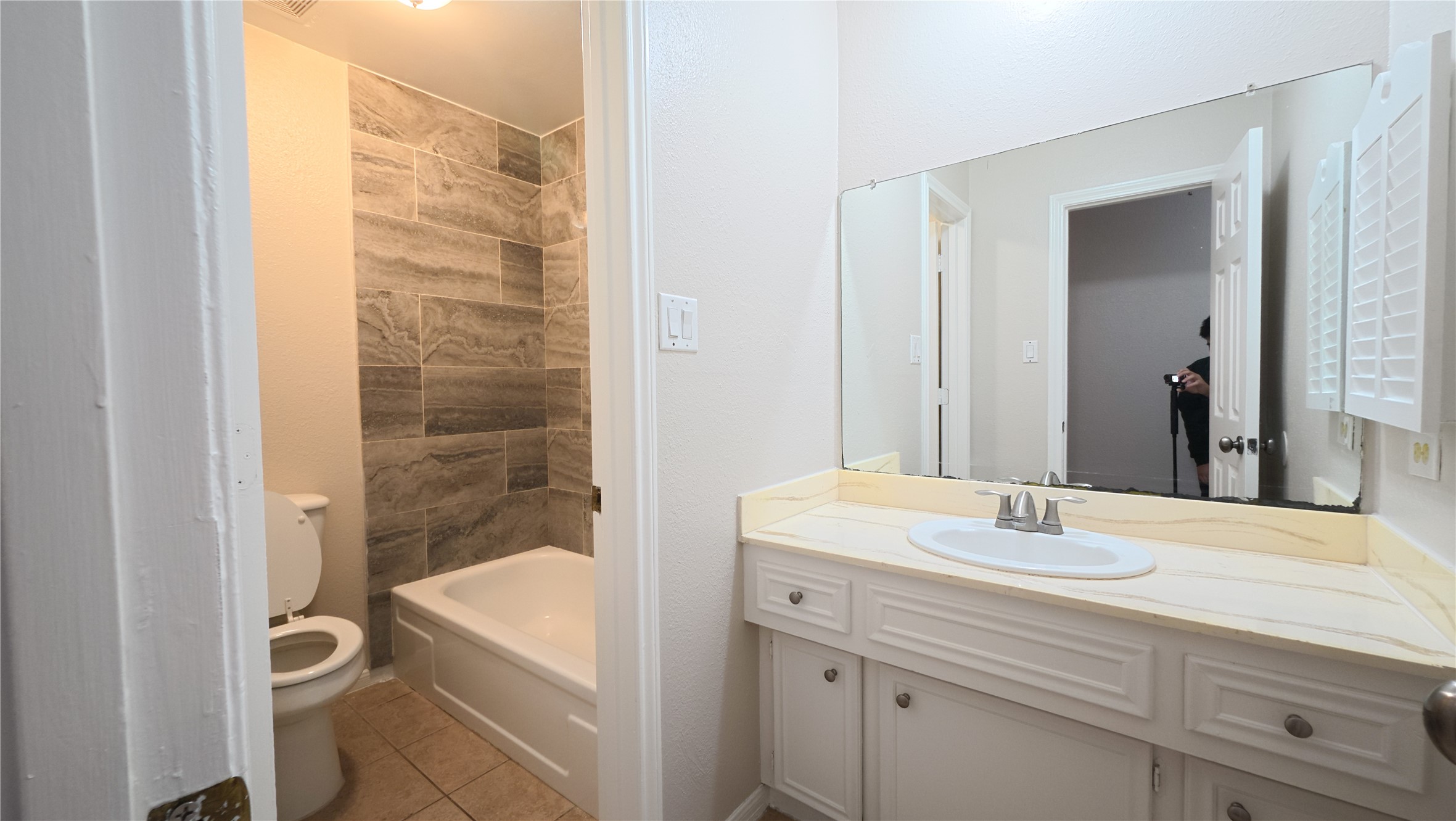 2027 Whispering Springs Drive Spring, TX 77373 - Photo 19 of 23