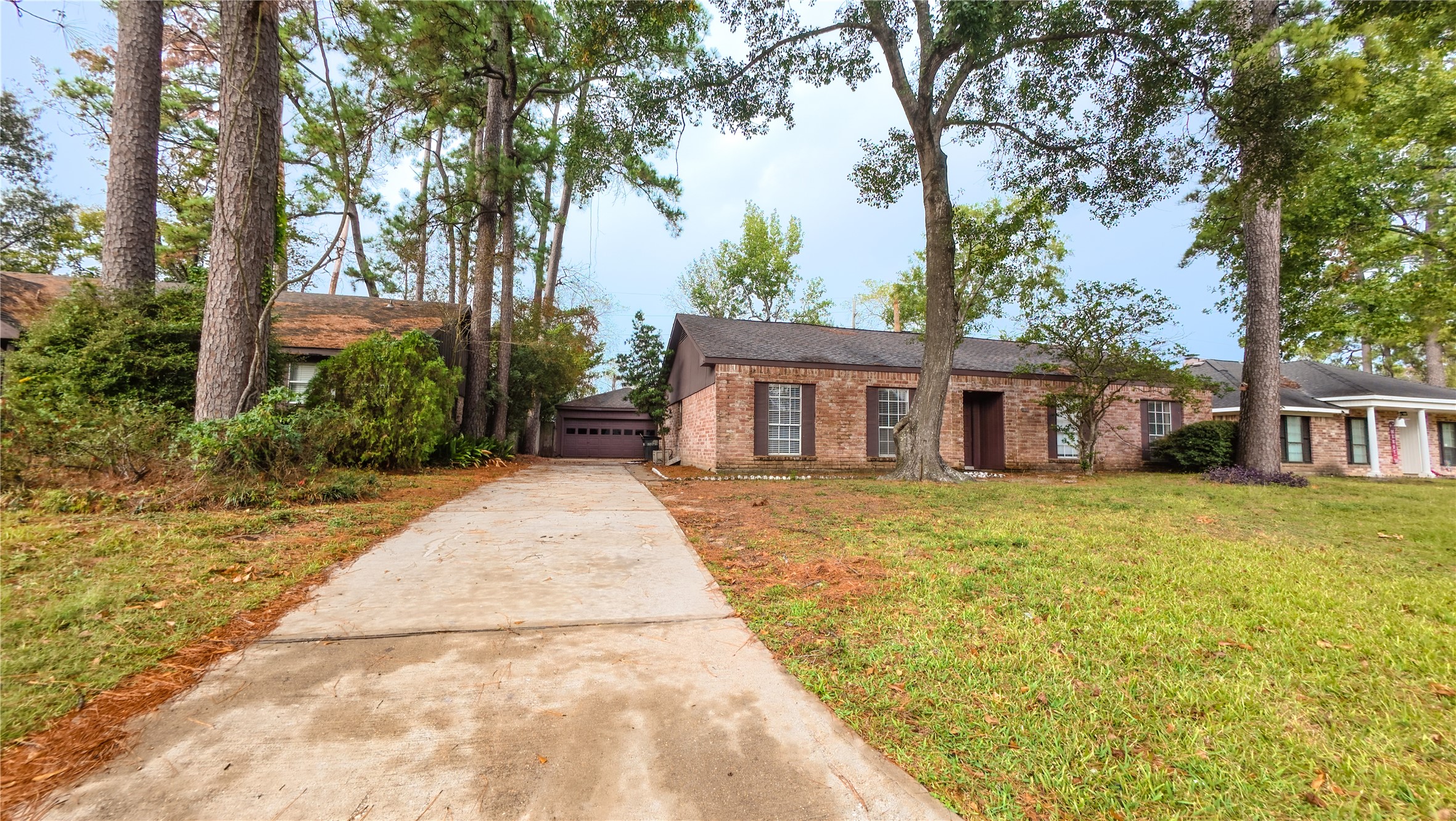 2027 Whispering Springs Drive Spring, TX 77373 - Photo 3 of 23