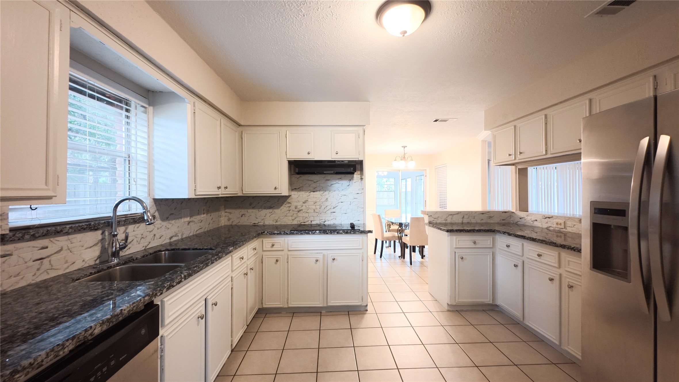 2027 Whispering Springs Drive Spring, TX 77373 - Photo 8 of 23