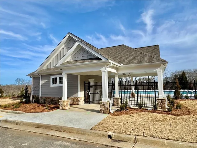 $2,550 | 3012 Orwell Drive, Gainesville, GA 30507