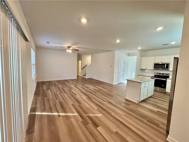 $2,550 | 3012 Orwell Drive, Gainesville, GA 30507