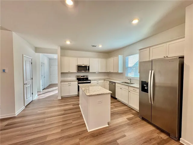 $2,550 | 3012 Orwell Drive, Gainesville, GA 30507