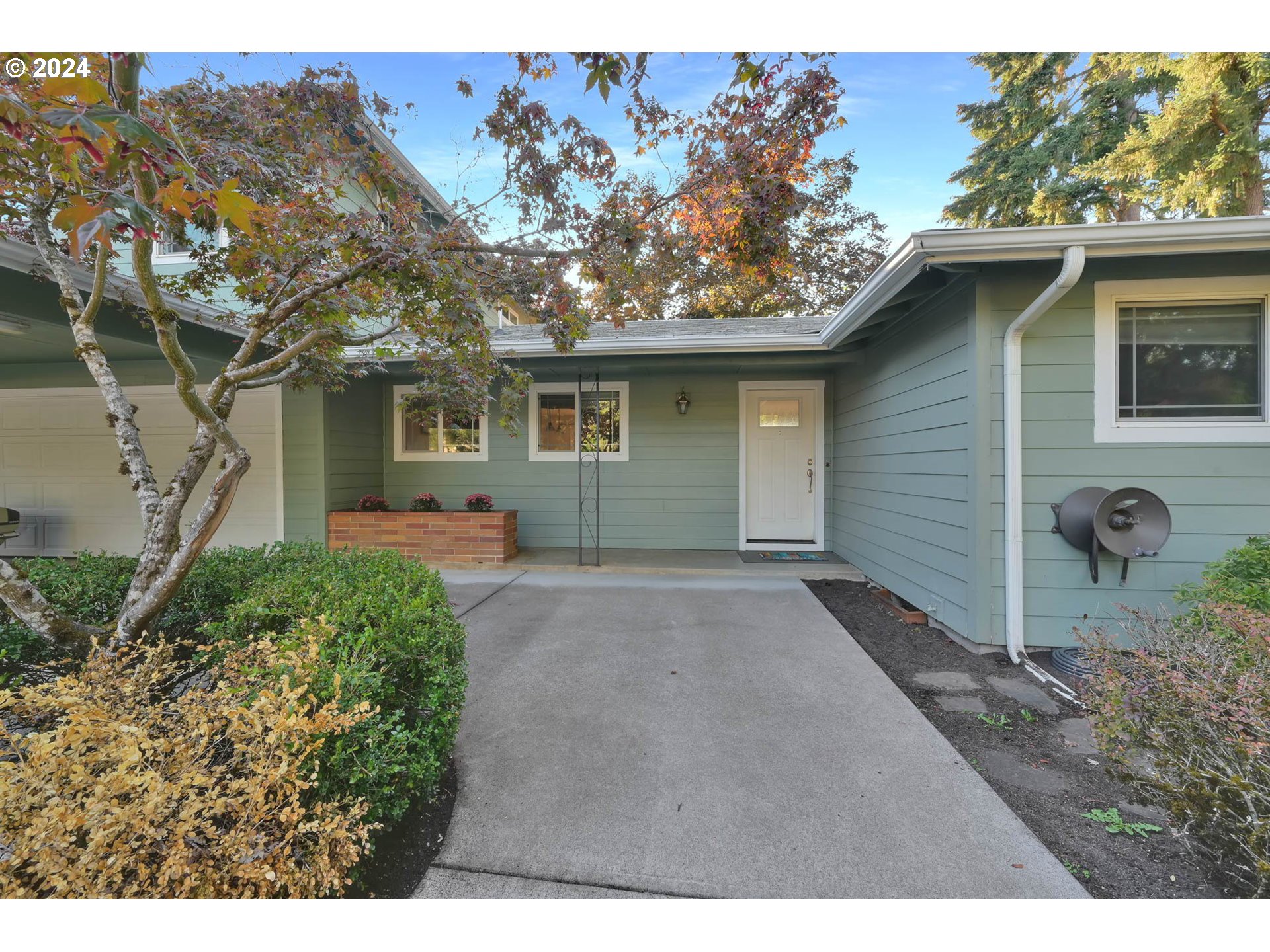 85526 Jasper Park Road Pleasant Hill, OR 97455 - Photo 5 of 47 Gallery Image 5
