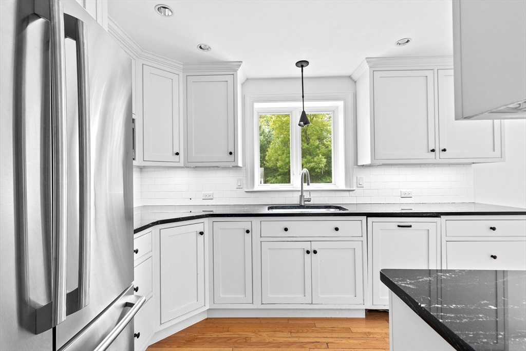 258 Plympton Road Plymouth, MA 02360 - Photo 12 of 37 Gallery Image 12