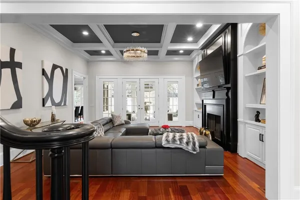 a view of walk in closet