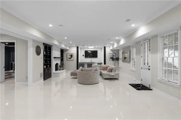 $10,000 | 980 Fenimore Circle, Sandy Springs, GA 30350