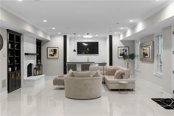 $10,000 | 980 Fenimore Circle, Sandy Springs, GA 30350