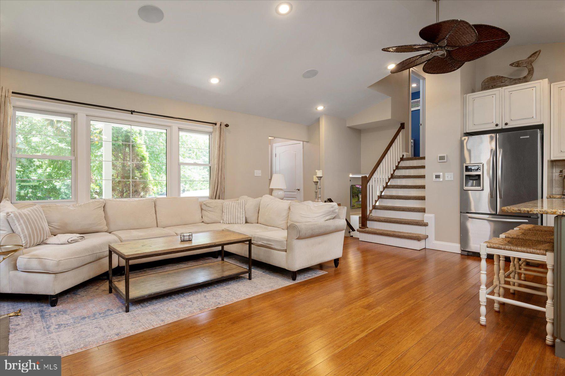 1134 Valley Drive Pasadena, MD 21122 - Photo 15 of 61