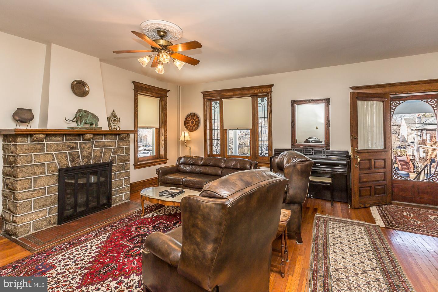 559 Kathmere Road Havertown, PA 19083 - Photo 8 of 51