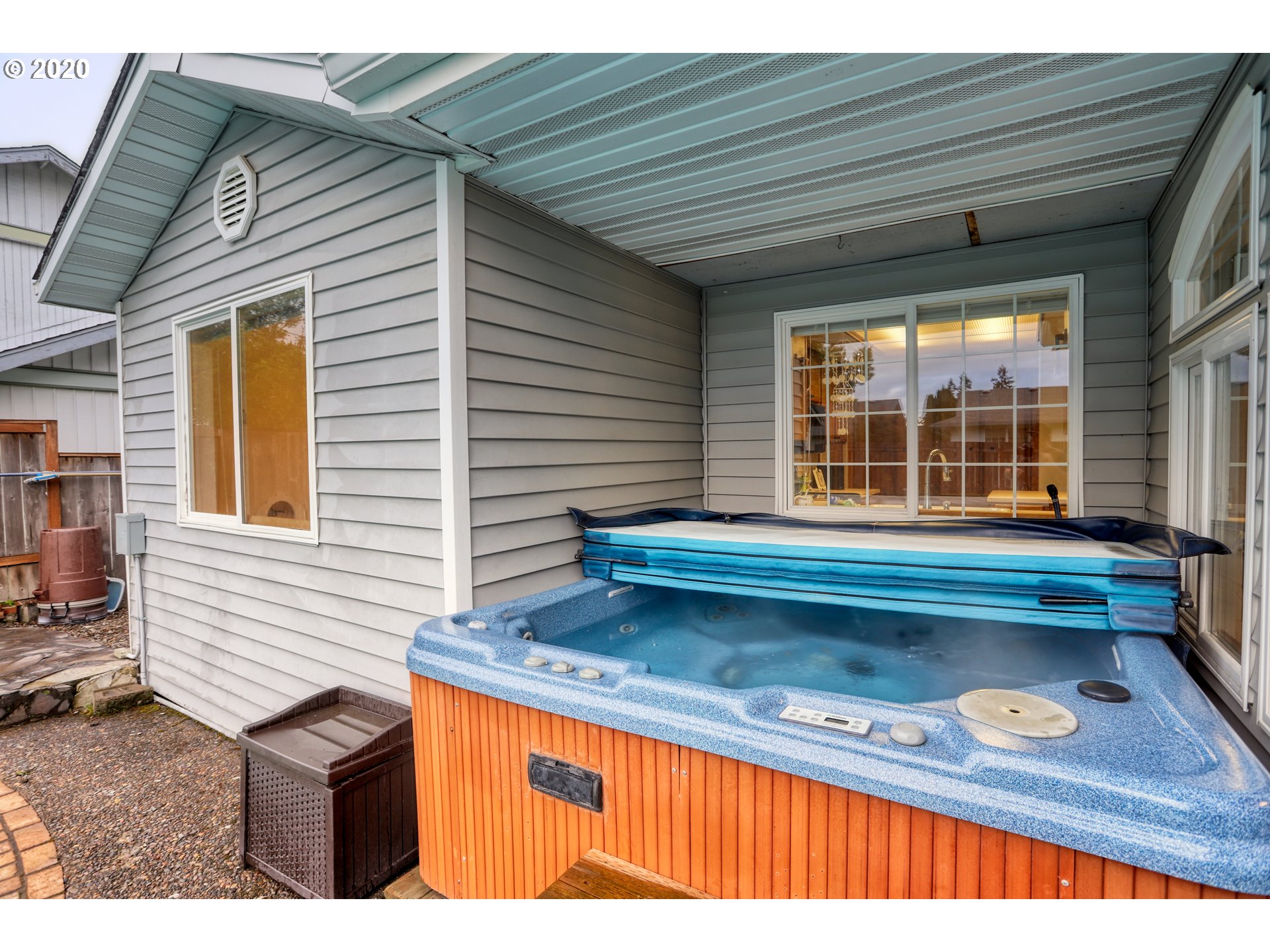 356 71st Street Springfield, OR 97478 - Photo 26 of 32 a house view with a backyard space