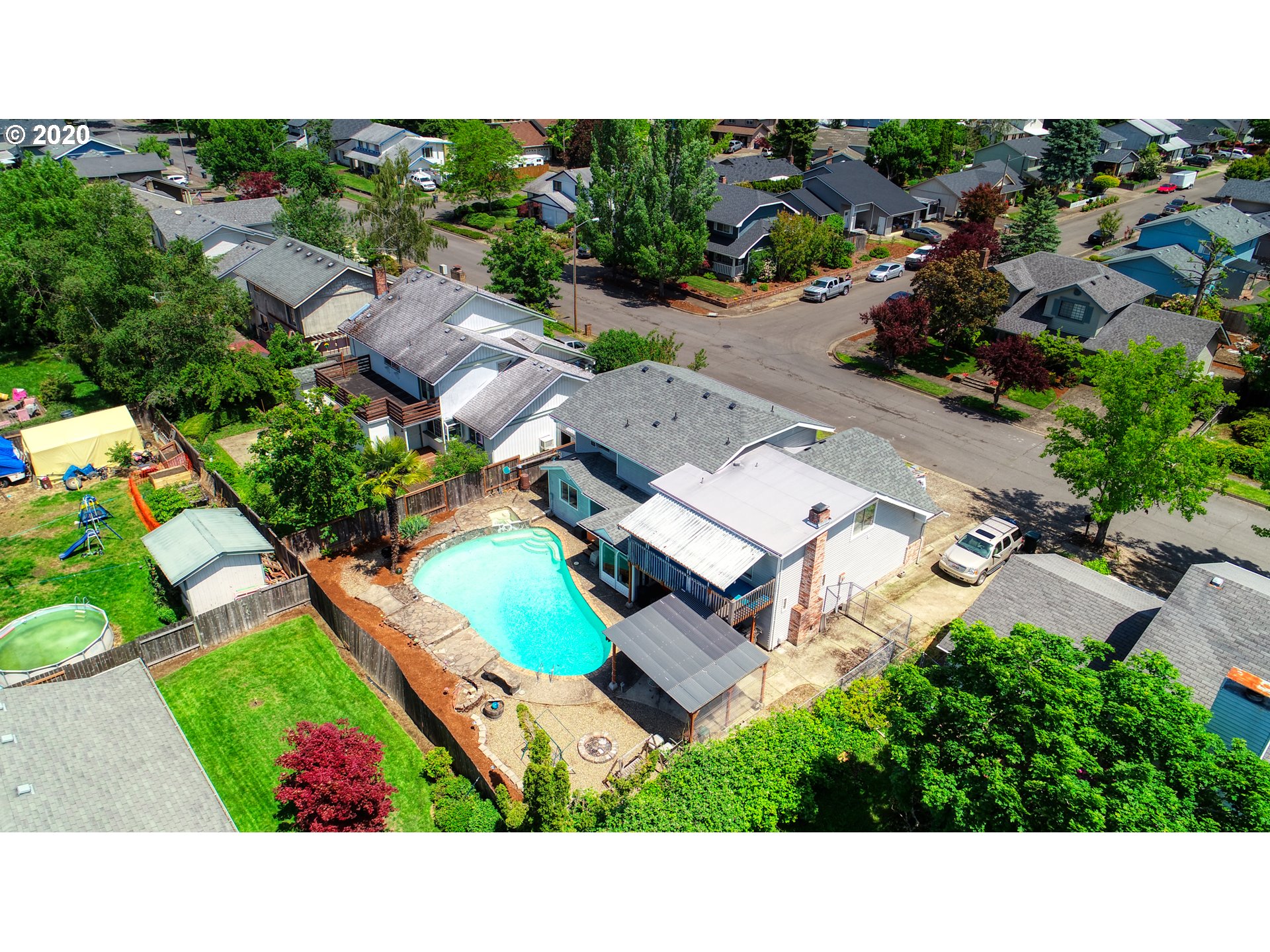356 71st Street Springfield, OR 97478 - Photo 31 of 32 an aerial view of a house with a garden