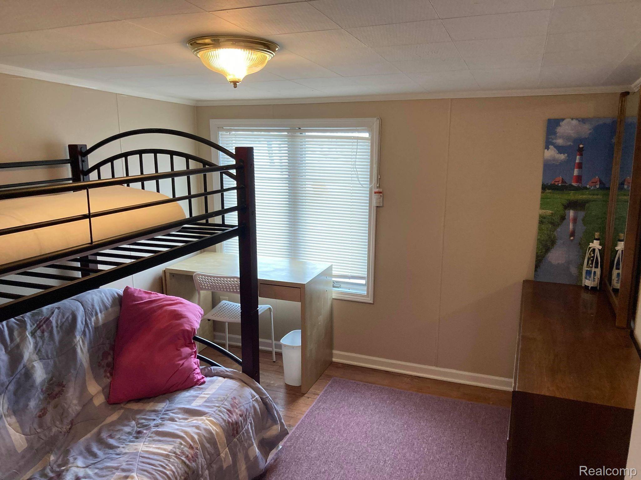 7539 Lakeshore Road Lexington, MI 48450 - Photo 15 of 18 bdrm2.jpg