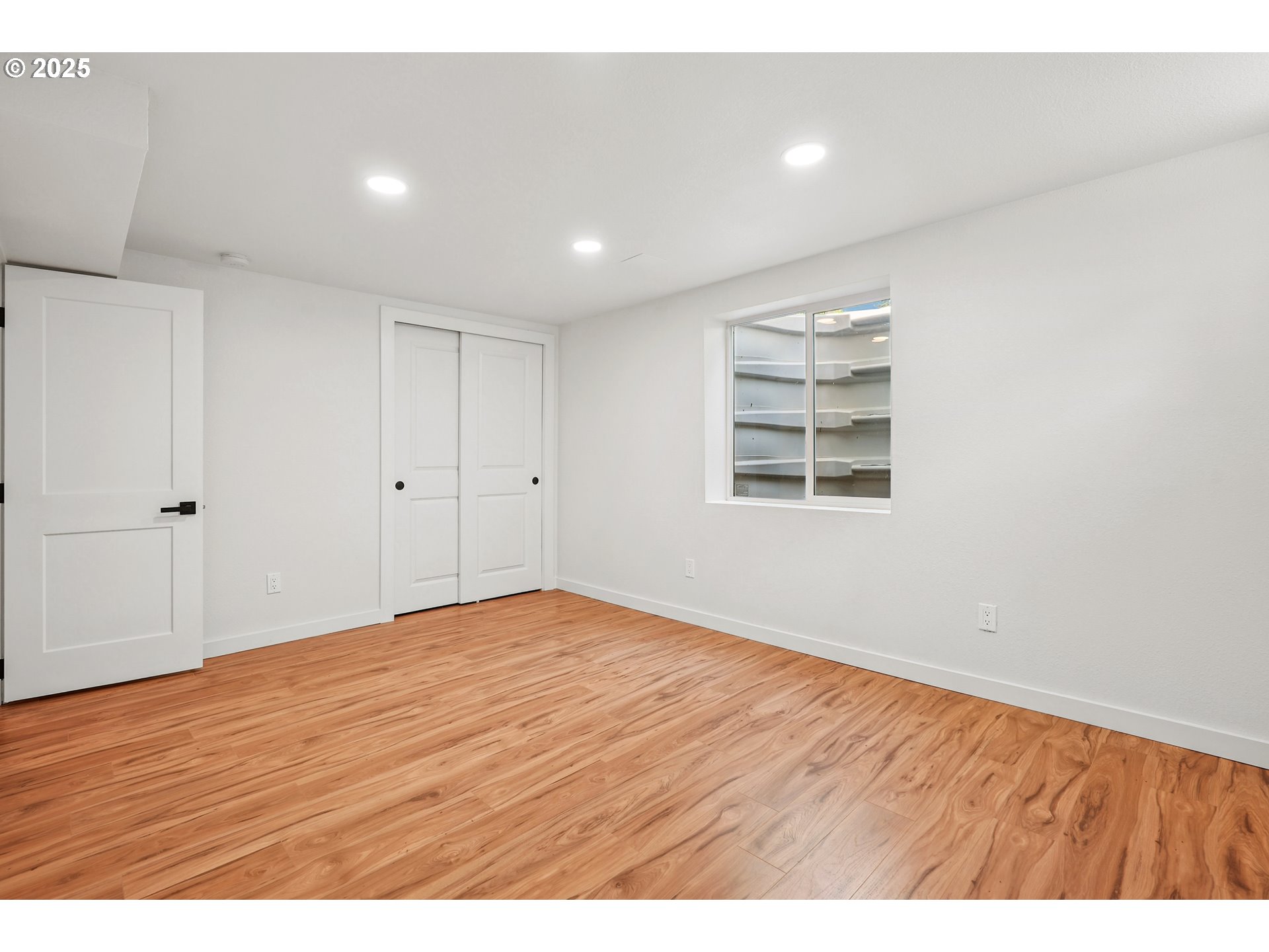 6445 North Amherst Street Portland, OR 97203 - Photo 31 of 45