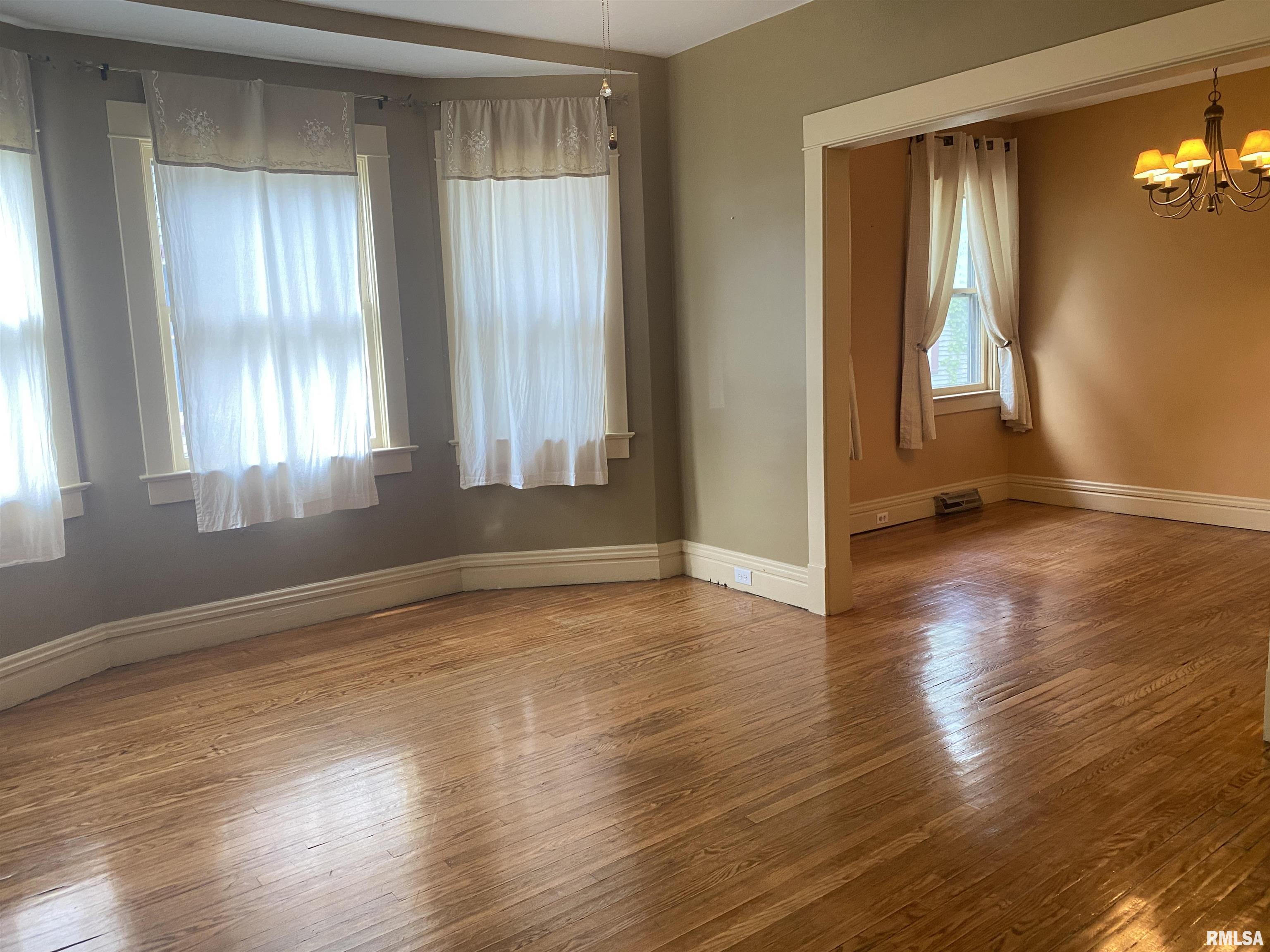 1811 South 4th Street Springfield, IL 62703 - Photo 5 of 40