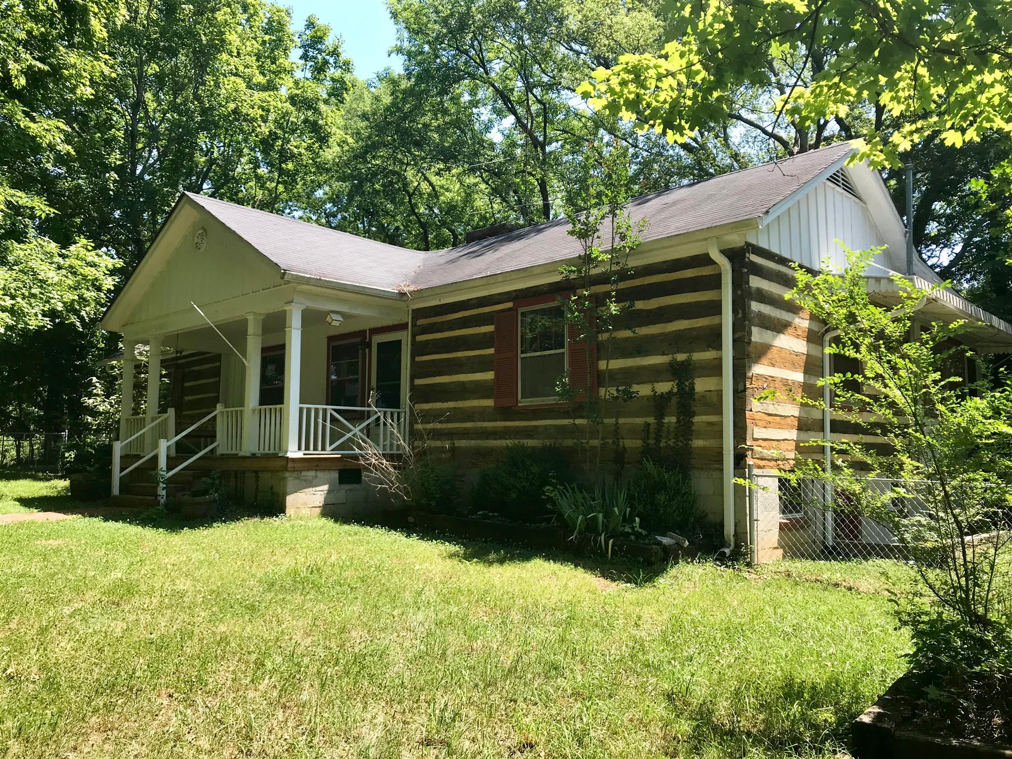 1642 Vaughn Road Columbia, TN 38401 - Photo 1 of 11 Gallery Image 1