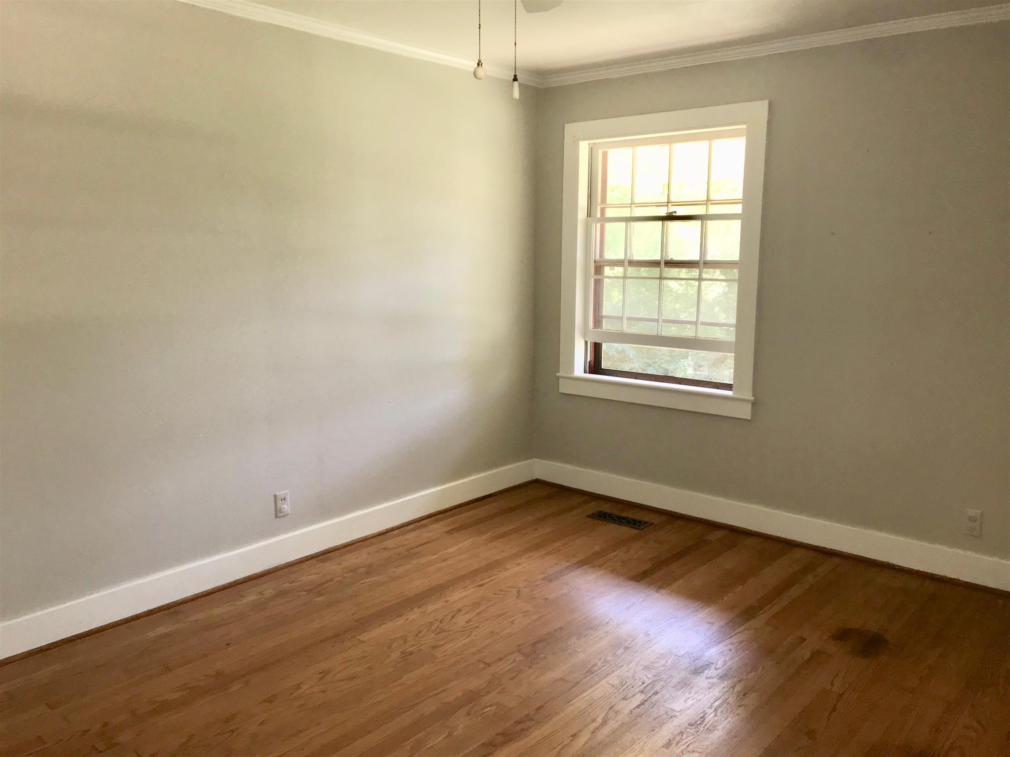 1642 Vaughn Road Columbia, TN 38401 - Photo 8 of 11 Guest Room 1