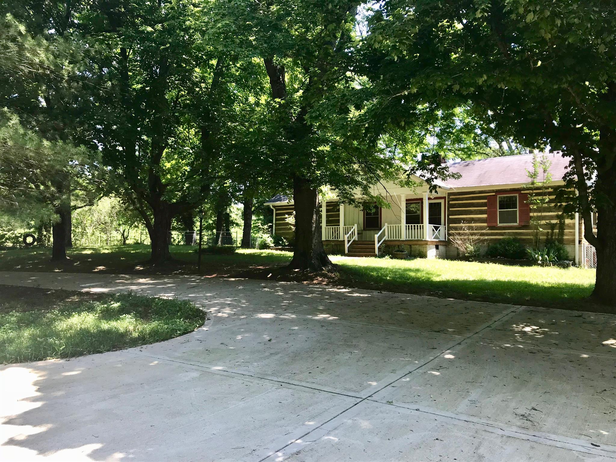 1642 Vaughn Road Columbia, TN 38401 - Photo 10 of 11 Gallery Image 10