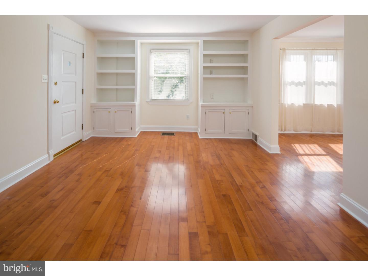2328 Kenilworth Road Ardmore, PA 19003 - Photo 2 of 16 Living Room
