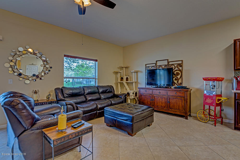 2775 Reston Street, Unit 106 Melbourne, FL 32935 - Photo 19 of 21 Living